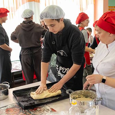  Мастер-класс по выпечке в школе №35 города Иркутска