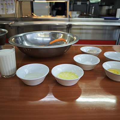 В школе № 67 прошёл увлекательный мастер-класс по приготовлению пиццы!