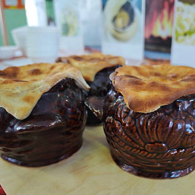 Мастер-класс по лепке пельменей в школе №35.