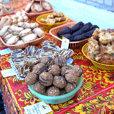 В школе №24 младшие школьники — ученики 2–4 классов — весело и задорно отметили Масленицу.