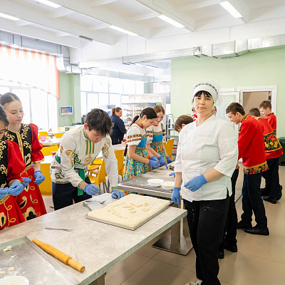 Праздник сибирского пирога в школе №21