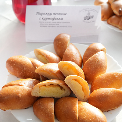 Дегустацию нового школьного меню провели для родителей и учеников в Иркутске.