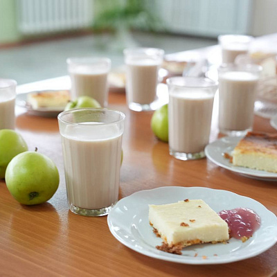 С началом учебного года!