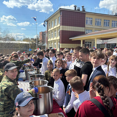 Праздник Победы в школе: память, спорт и солдатская каша