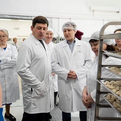 Комбинат питания посетил министр сельского хозяйства Иркутской области 